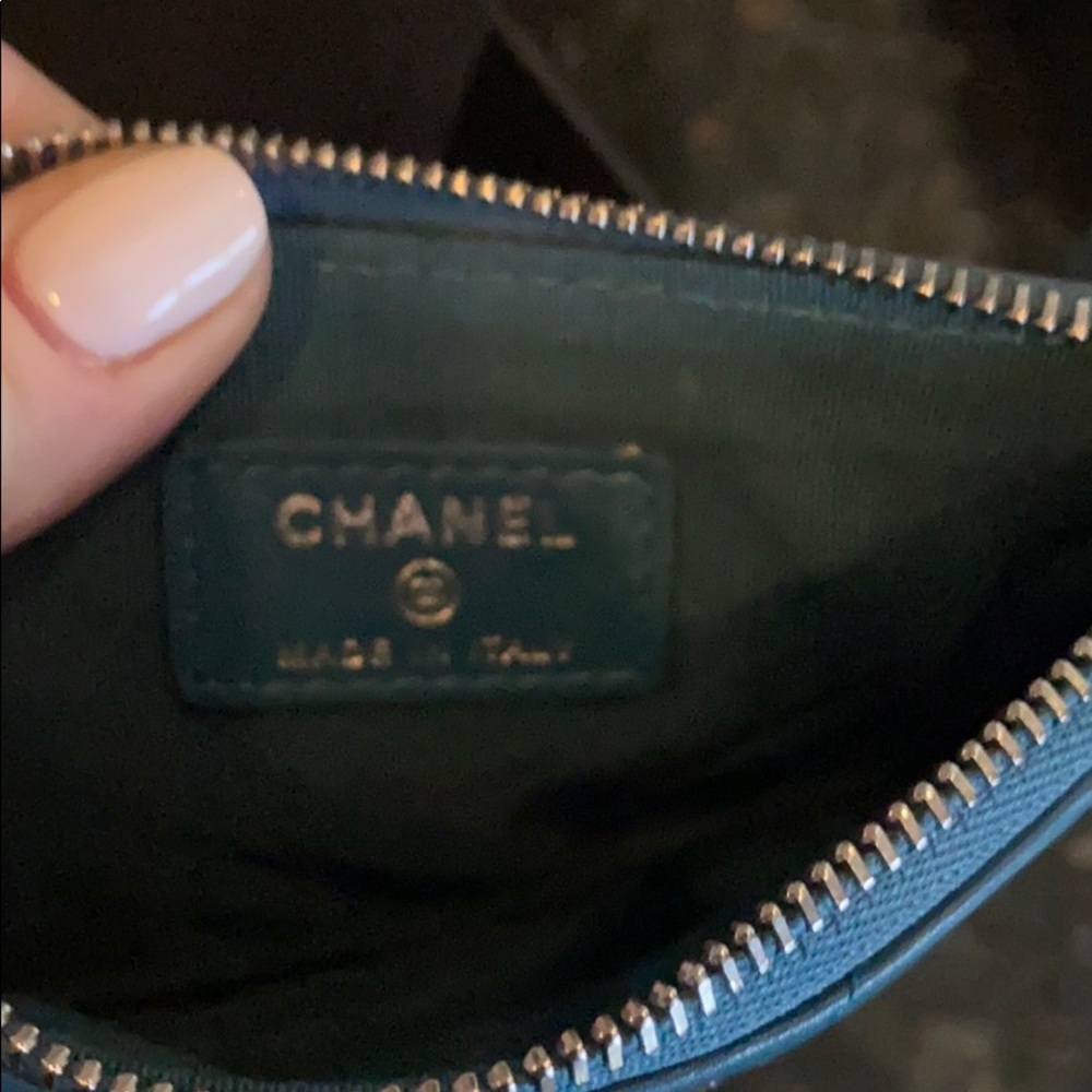Chanel teal stud zippy wallet - Picture 5 of 6
